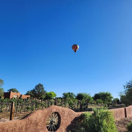 ריו ראנצ'ו Red Mountain Manor Vineyard And Guesthouse מראה חיצוני תמונה